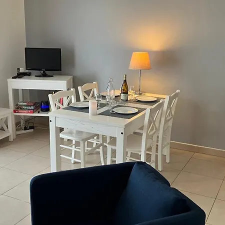 Apartment F50 Ferme De Deauville 1 Ch Rez-de-jardin Avec Escalier