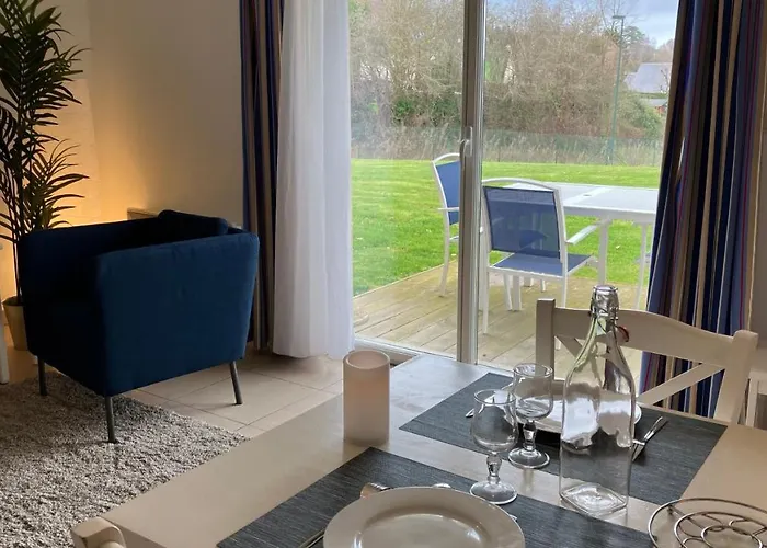 Apartament F50 Ferme De Deauville 1 Ch Rez-de-jardin Avec Escalier *