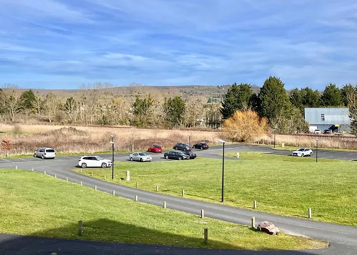 Apartament F50 Ferme De Deauville 1 Ch Rez-de-jardin Avec Escalier *